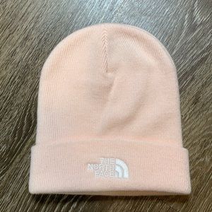 NWOT The North Face beanie